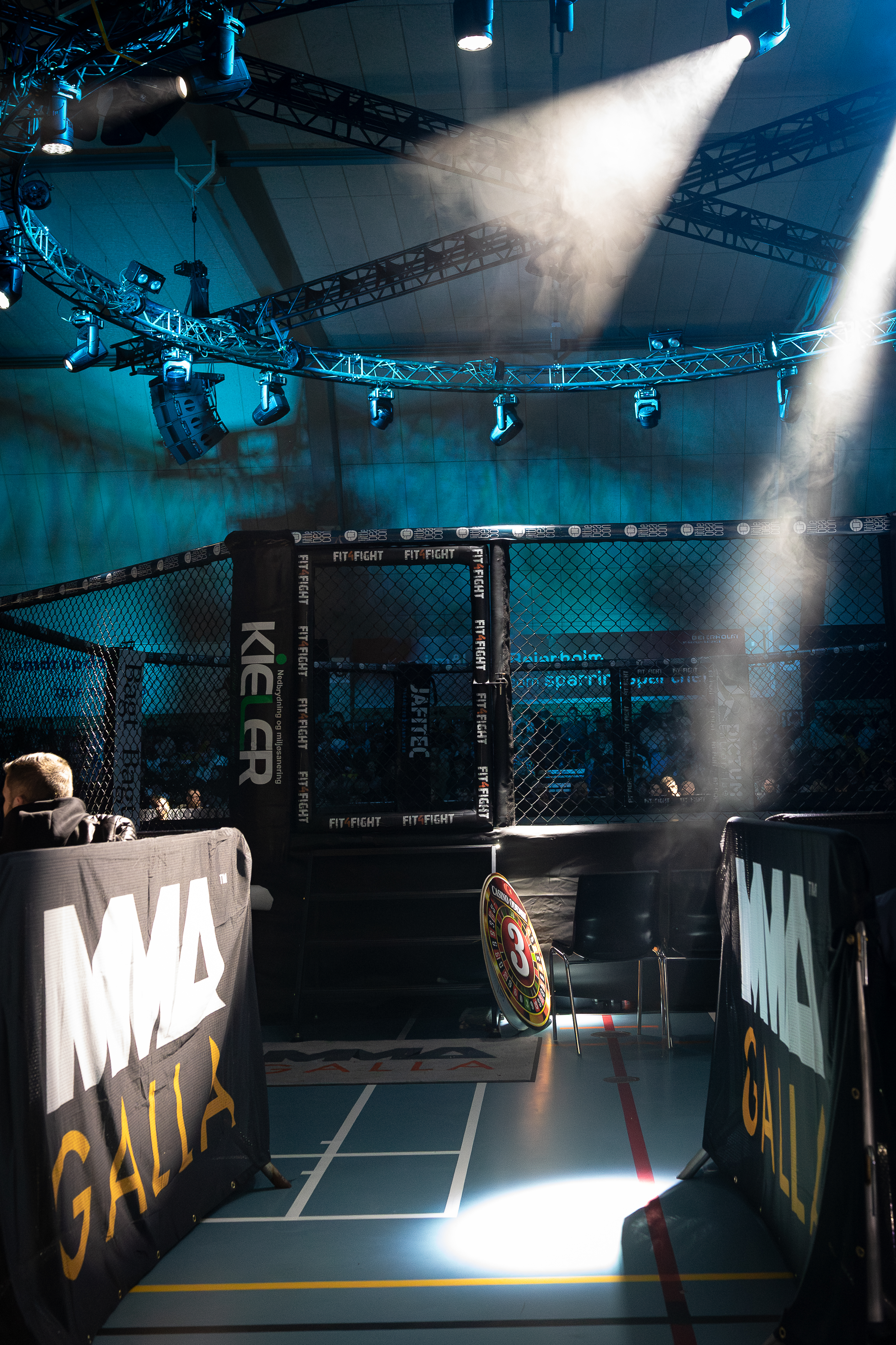 MMA 